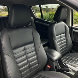 2018 Isuzu
                MU-X LS-T