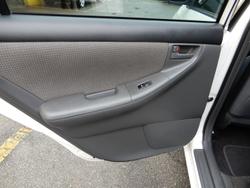 2005 Toyota Corolla Conquest ZZE122R Glacier White