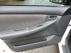 2005 Toyota Corolla Conquest ZZE122R Glacier White