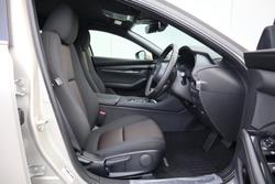 2025 Mazda
3 G20 Pure