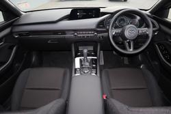 2025 Mazda
3 G20 Pure