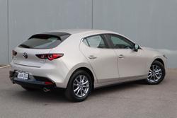 2025 Mazda
3 G20 Pure