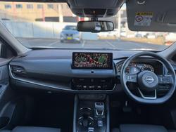 2024 Nissan
X-TRAIL ST-L