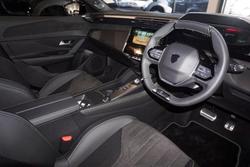 2025 Peugeot 308 GT Hybrid