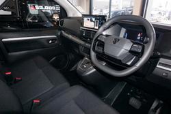 2025 Peugeot
Expert Premium