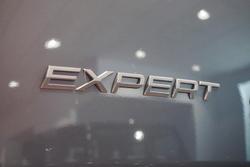 2025 Peugeot
Expert Premium