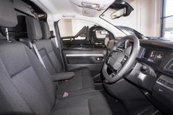 2025 Peugeot
Expert Premium