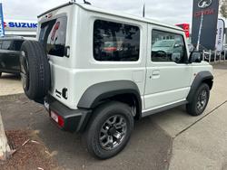 2024 Suzuki Jimny