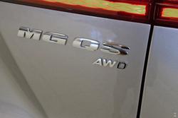 2025 MG QS Essence IS31 MY25 AWD Cashmere Silver