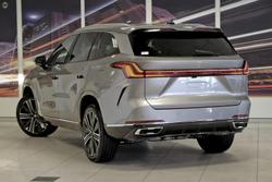 2025 MG QS Essence IS31 MY25 AWD Cashmere Silver