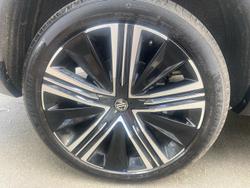 2025 MG QS Essence IS31 MY25 AWD Cashmere Silver