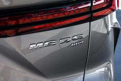 2025 MG QS Essence IS31 MY25 AWD Cashmere Silver
