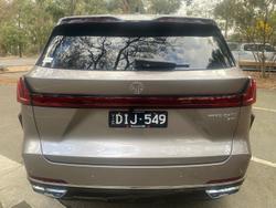 2025 MG QS Essence IS31 MY25 AWD Cashmere Silver