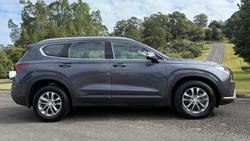 2023 Hyundai
Santa Fe