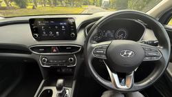 2023 Hyundai
Santa Fe