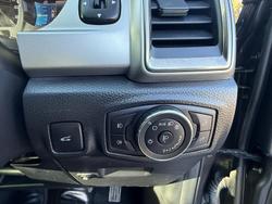 2020 Ford
Everest Trend