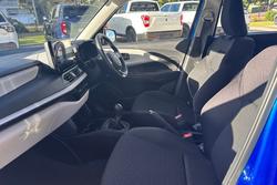 2025 Suzuki
Swift Hybrid