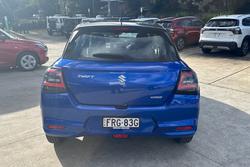 2025 Suzuki
Swift Hybrid