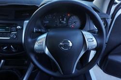 2019 Nissan
Navara RX