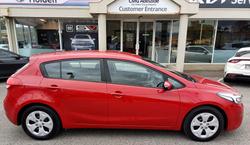 2016 Kia
Cerato S