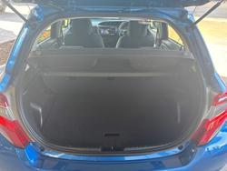2016 Toyota
Yaris Ascent