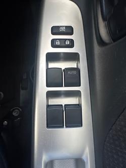 2016 Toyota
Yaris Ascent