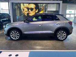 2025 Volkswagen T-Roc 110TSI Style