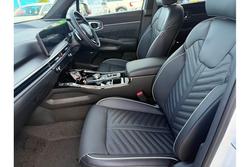 2025 Kia
Sorento HEV GT-Line