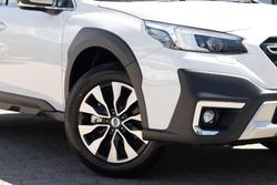 2024 Subaru Outback AWD Touring 6GEN MY24 AWD Crystal White