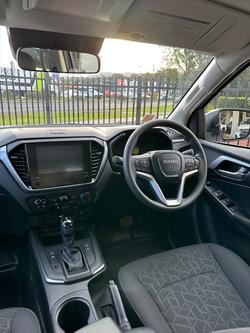 2025 Isuzu D-MAX LS-M MY24 4X4 Dual Range Mineral White