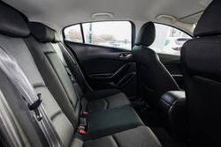 2015 Mazda
3 Maxx