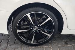 2019 Toyota
Camry SX