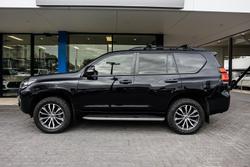 2021 Toyota
Landcruiser Prado Kakadu