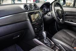 2024 Suzuki
Vitara Turbo