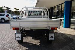 2022 Toyota
Hilux SR
