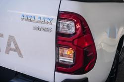 2022 Toyota
                Hilux SR5 Hi-Rider