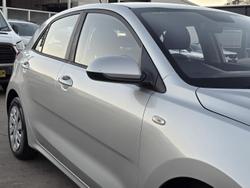 2017 Kia
Rio S