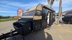 2025 JB Caravans 18' Gator X Triple Bunk Save $13,250 Was $132,500