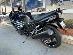 2016 Kawasaki Ninja ZX-14R ABS (ZX1400) Ninja Grey
