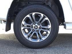 2020 Mitsubishi
Triton GLS