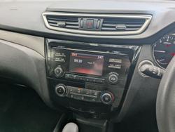 2016 Nissan
X-TRAIL ST