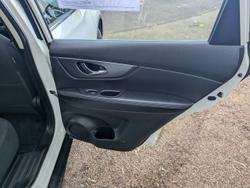 2016 Nissan
X-TRAIL ST