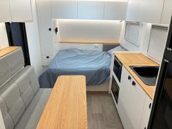 2025 Traveller Destination Track 15