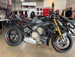 2024 Ducati Streetfighter V4 S Streetfighter Grey