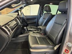 2019 Ford
Everest Titanium