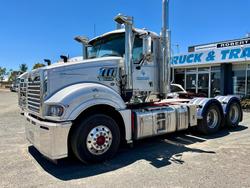 Mack Superliner