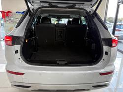 2023 Mitsubishi
Outlander PHEV Exceed