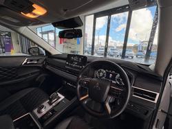 2023 Mitsubishi
Outlander PHEV Exceed
