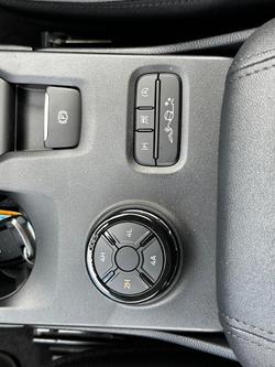 2025 Ford
                Everest Sport