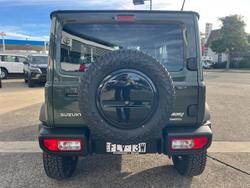 2024 Suzuki
Jimny GLX